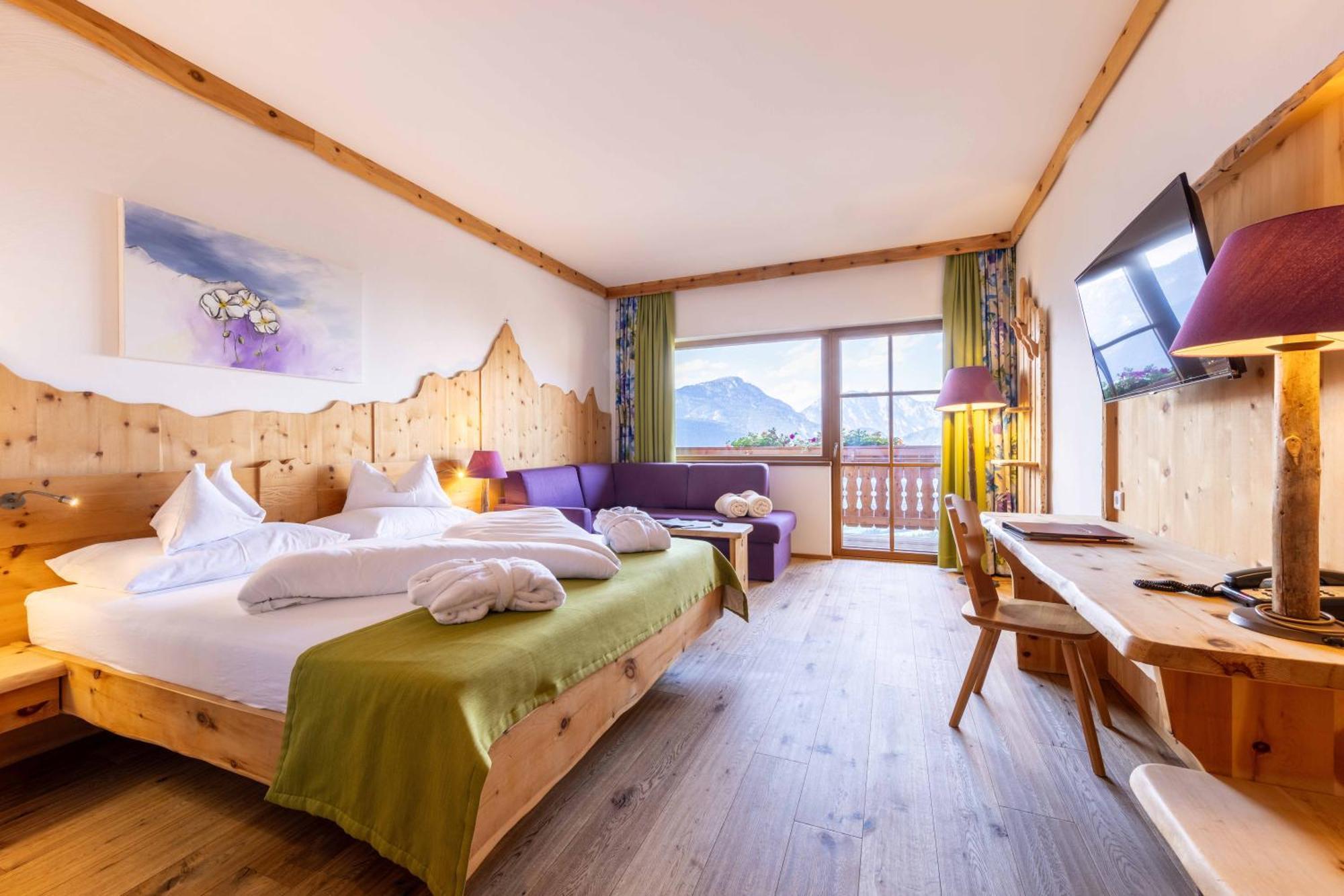 Natur- Und Wellnesshotel Hoeflehner Haus im Ennstal Exterior foto