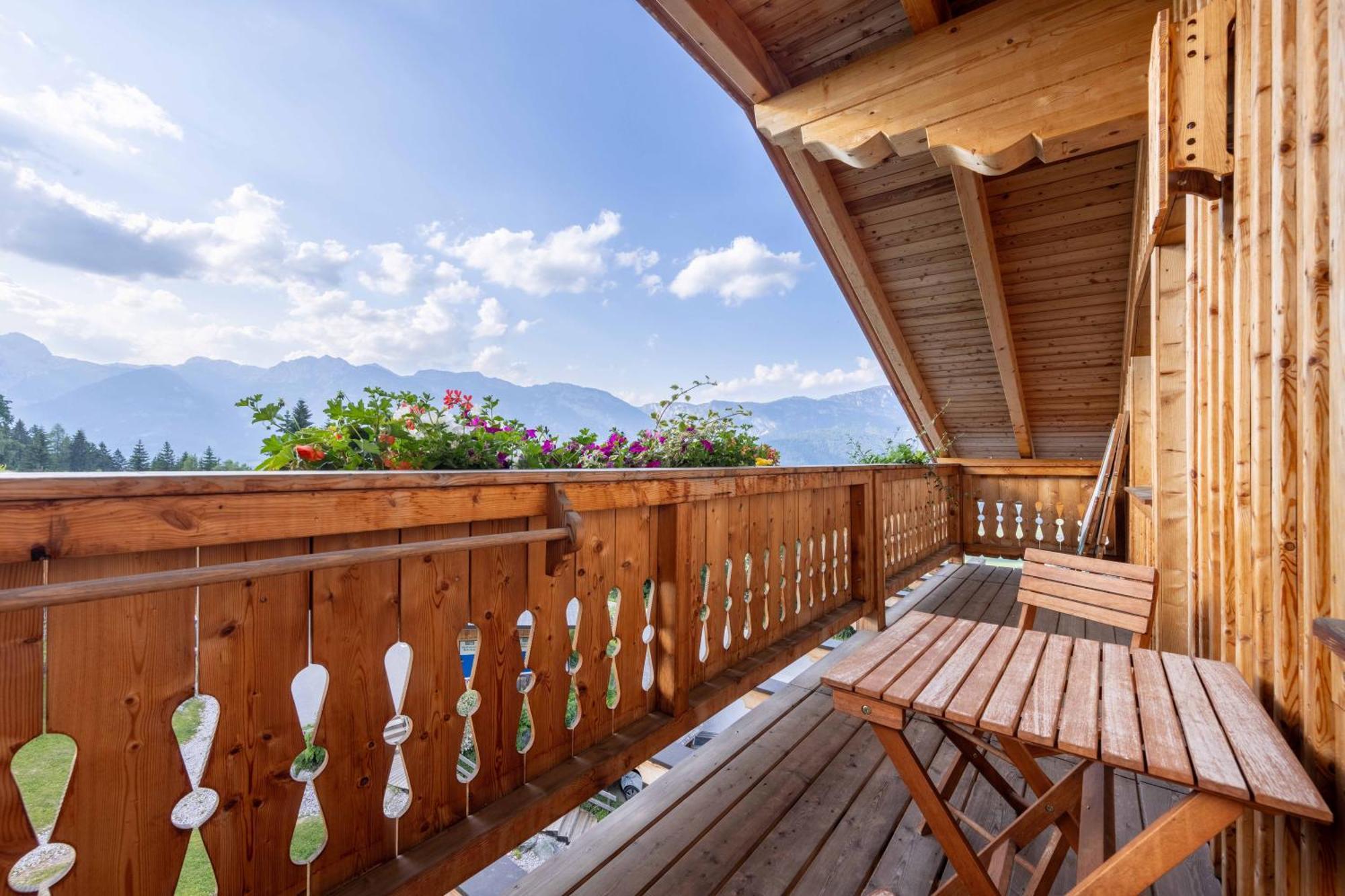 Natur- Und Wellnesshotel Hoeflehner Haus im Ennstal Exterior foto